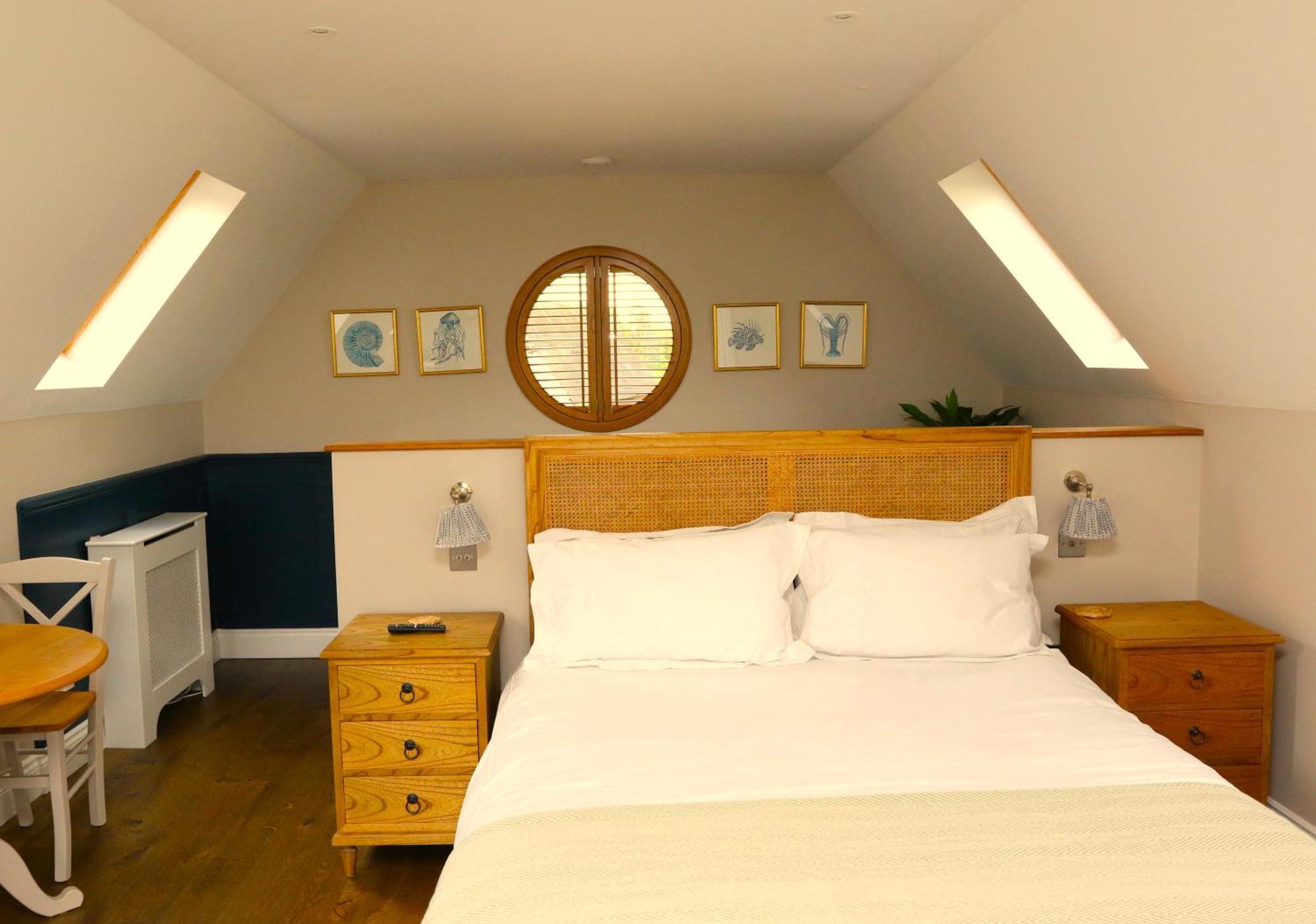 Вилла The Loft At The Croft - Stunning Rural Retreat Perfect For Couples & Dogs Leigh  Экстерьер фото
